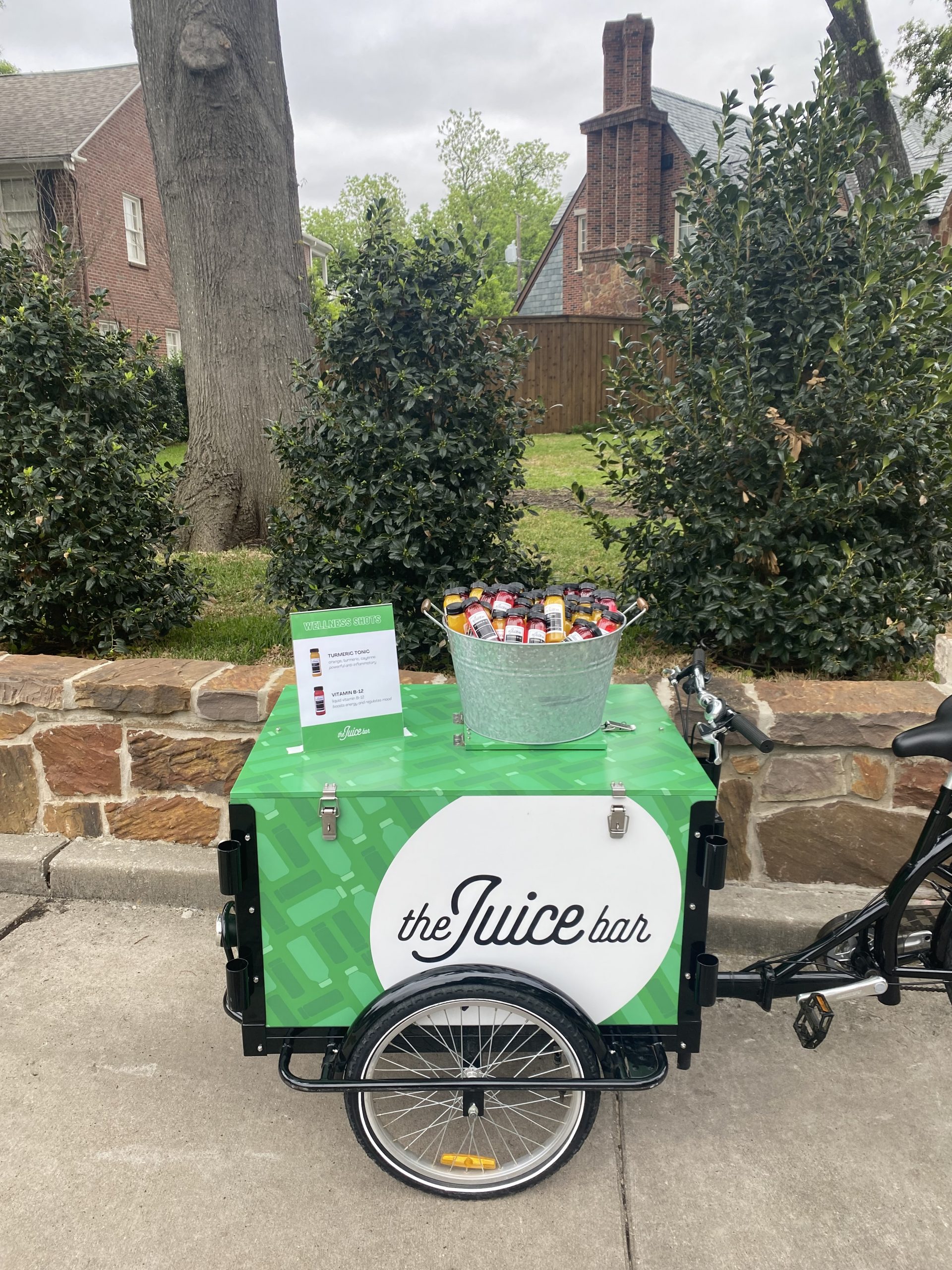 The Juice Bar Catering Cart